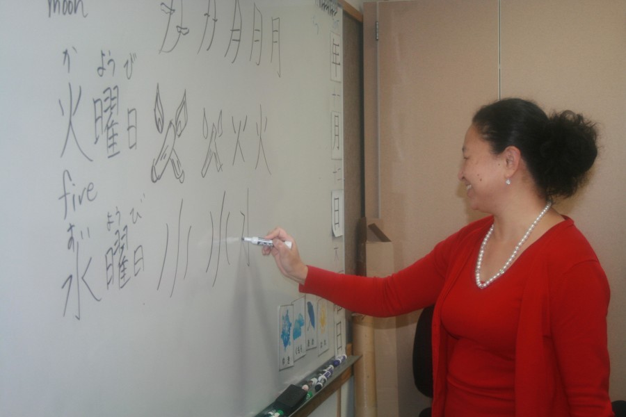 Patriot Profile: Liberty welcomes world traveling teacher Motoko Abe to the faculty