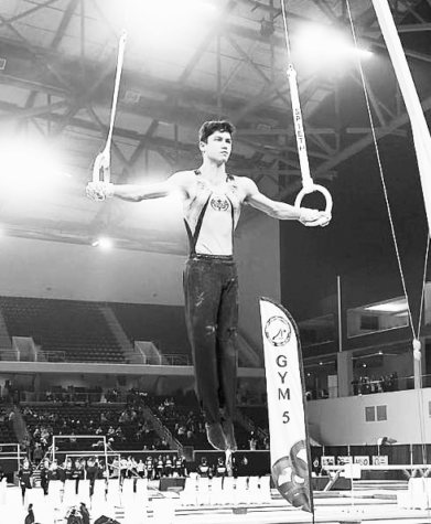 Jonah Hahn: vaulting to the top